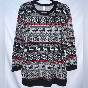 Women's Black/White/Red Reindeer Patterned Christmas Log Sleeved Shirt. Size XL.
